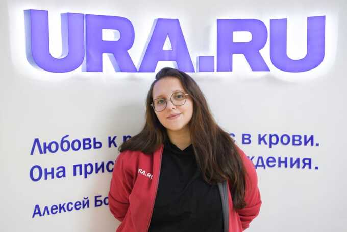 Силовики задержали третьего журналиста Анну Салымскую Ura.ru и парализовали работу агентства